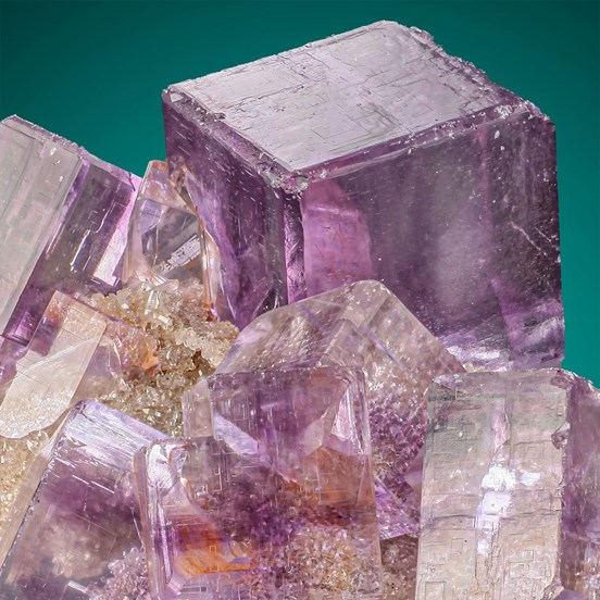 Fluorite-La Cabaña | La Cabaña | Berbes-Caravia | Ribadesella | Asturias | Spain